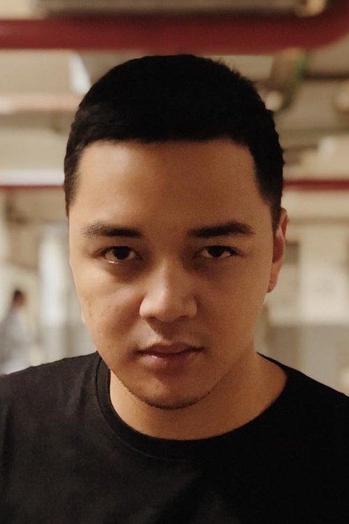 Sadha Triyudha as Thomas