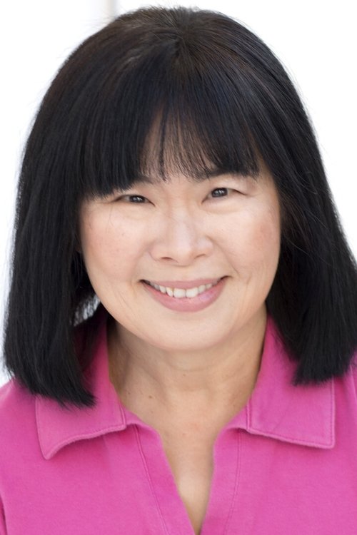 Cathy Chang as Susan's Mom