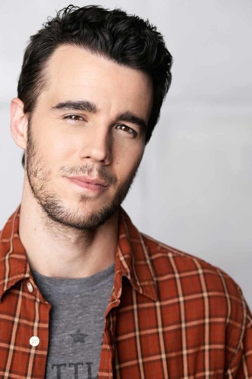 Alexander Roberts as Focus Puller