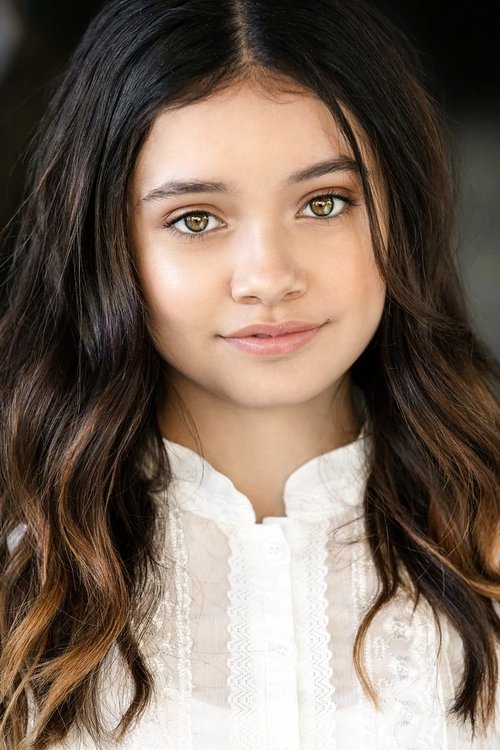 Sophie Michelle as Lizzy