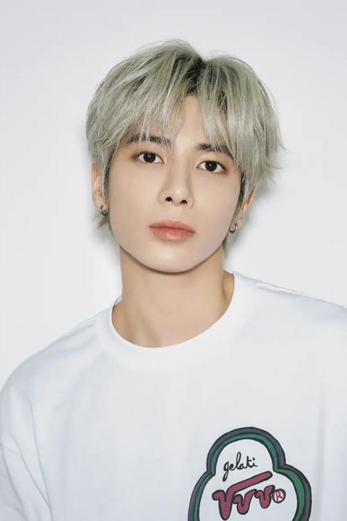 Taehyun as Self / Host