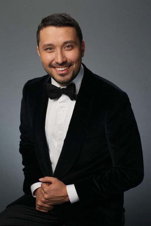 Константин Анисимов as Show host