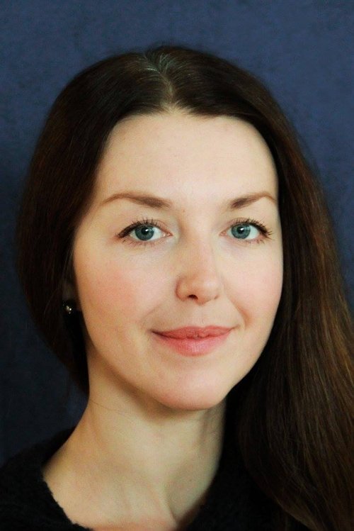 Inna Belikova as Masha's mother