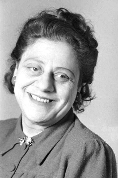 Annemarie Hase as Frau Schmittchen