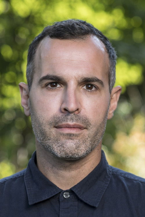 Fern Silva as Tom the Anchorman