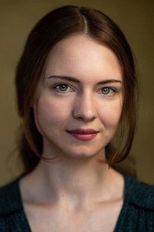 Alix Austin as Paige