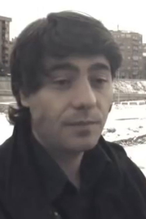 Rubén Fernández as 