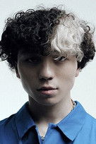 Rakhim Abramov as Artur