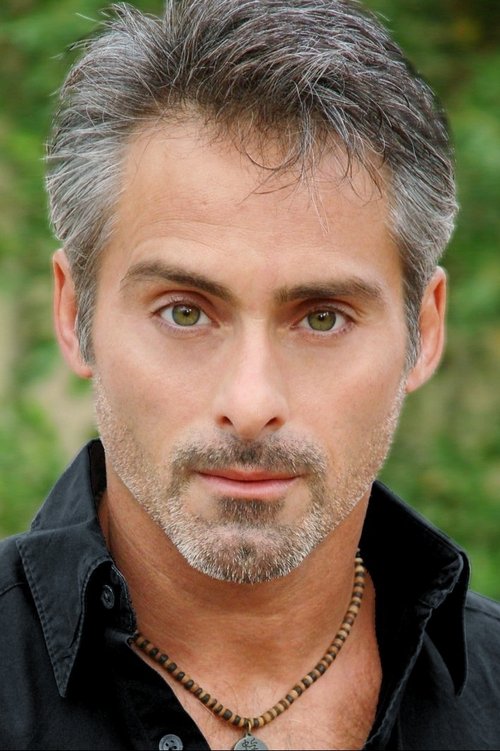 Peter Bonilla as Chopper