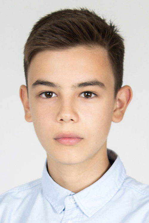 Timur Shamsutdinov as captive