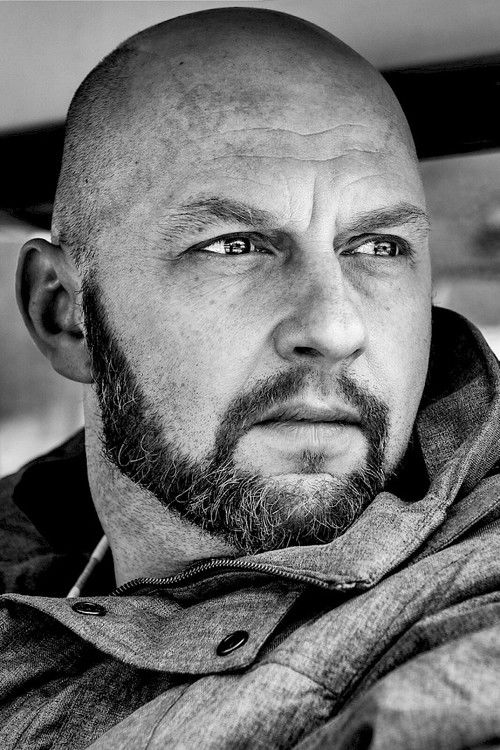 Samu Stenberg as Father's Musician Friend