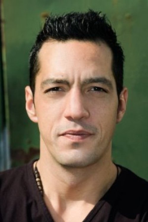 Toni Varvasoudis as Abdul's Guy 1