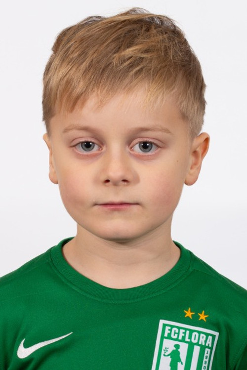 Ralf Samuel Arulepp as Timotej