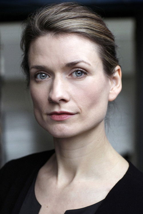 Augustina Seymour as Petra