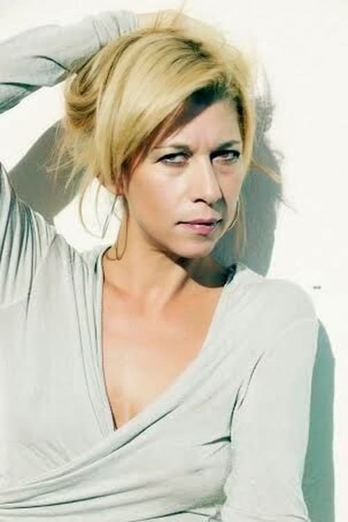 Beatriz Bergamín as Perla