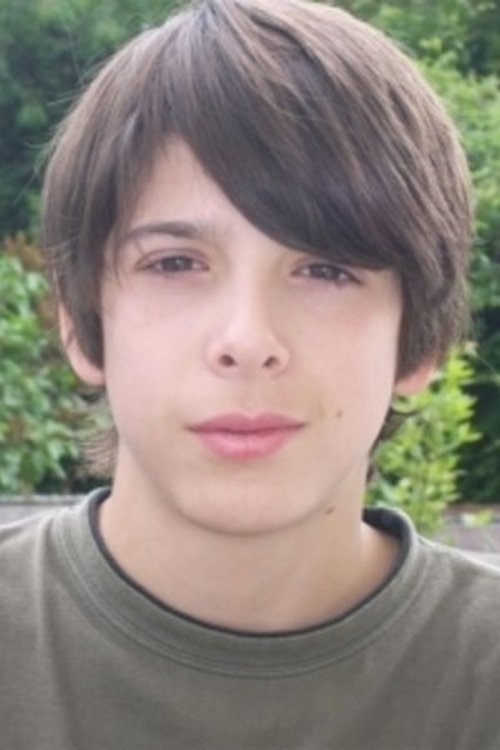 Paul-Alexandre Bardela as Little boy from the farm