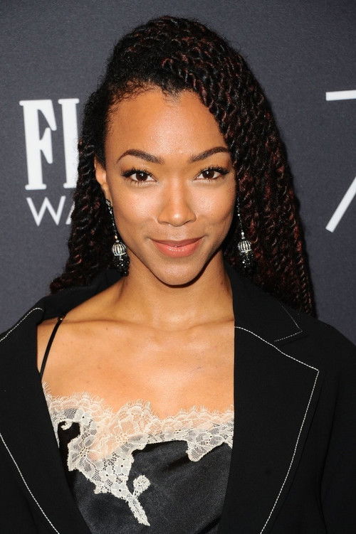 Sonequa Martin-Green as Jojo Parker
