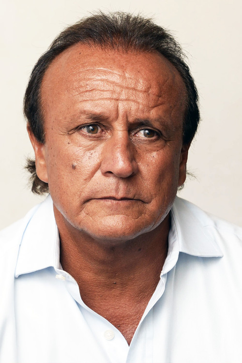 Miguel Torres del Sel as Miguel