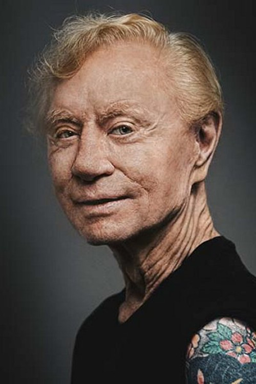 Franz Beckerlee as Guitar, Saxofon