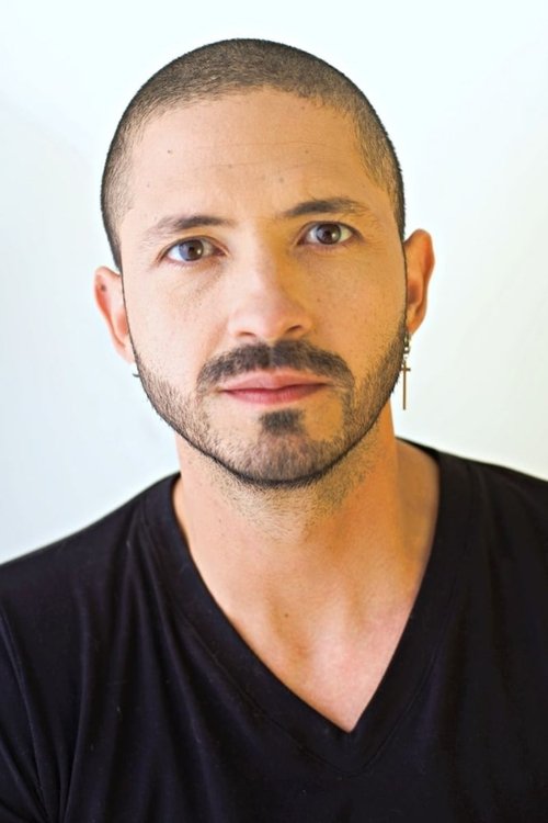 Alexander Alzate as Abdel