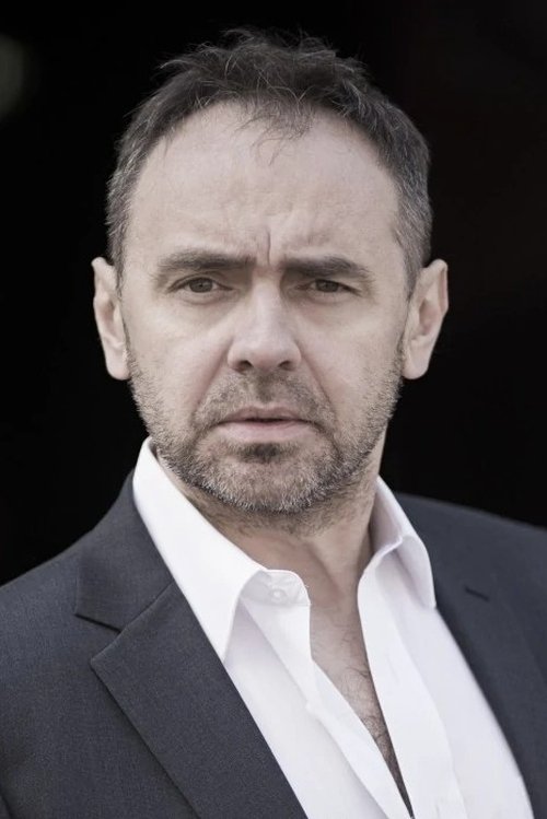 Wojciech Dmochowski as Wokalista