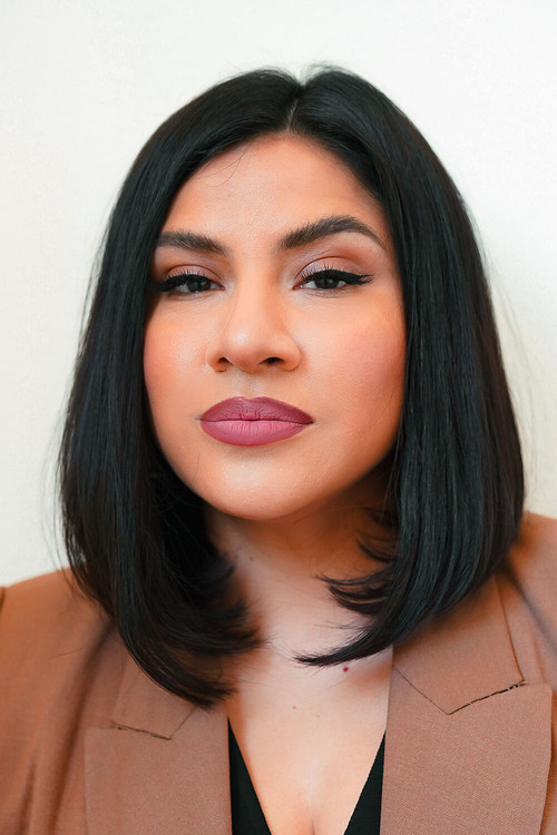 Melinna Bobadilla as President