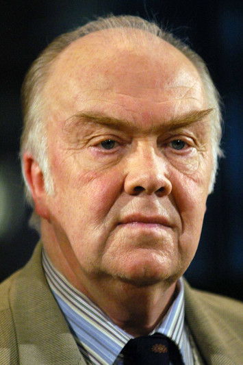 Martin Lüttge as David Kühn