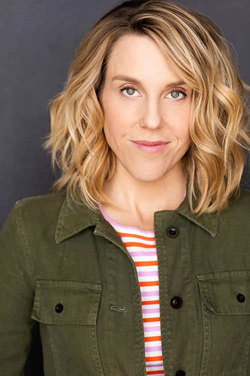 Beth Crosby as Janet