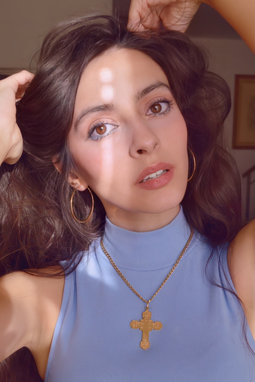 Alessia Tresoldi as Influencer Vittima