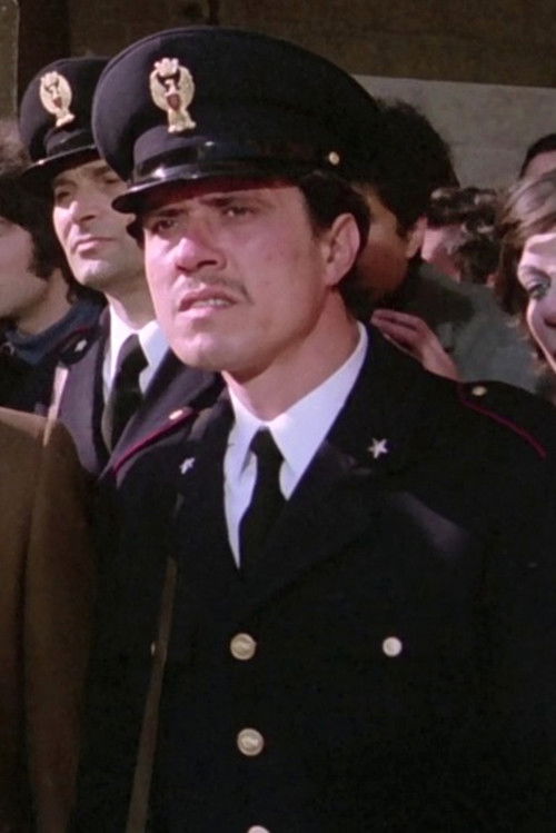 Armando Tortorici as Scagnozzo (uncredited)