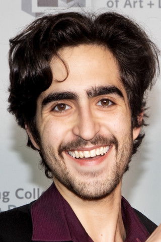 Gabriel Lopez as Juan