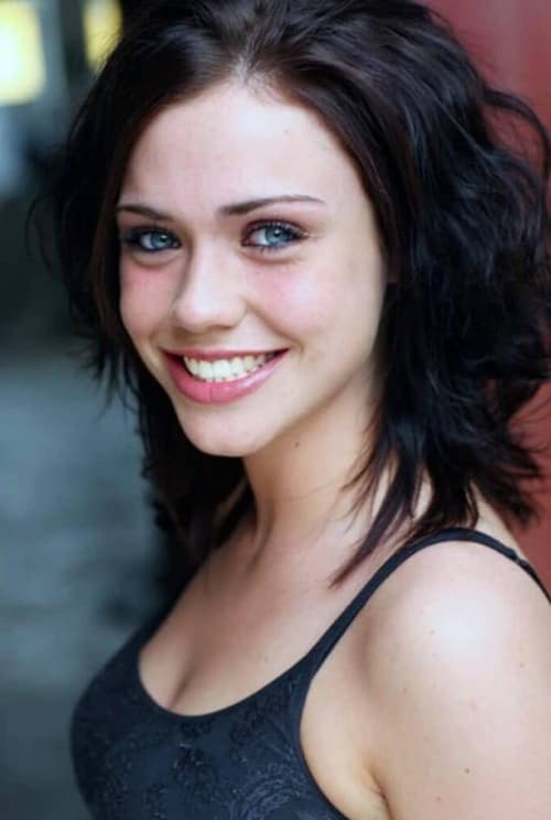 Jennie Jacques as Beth