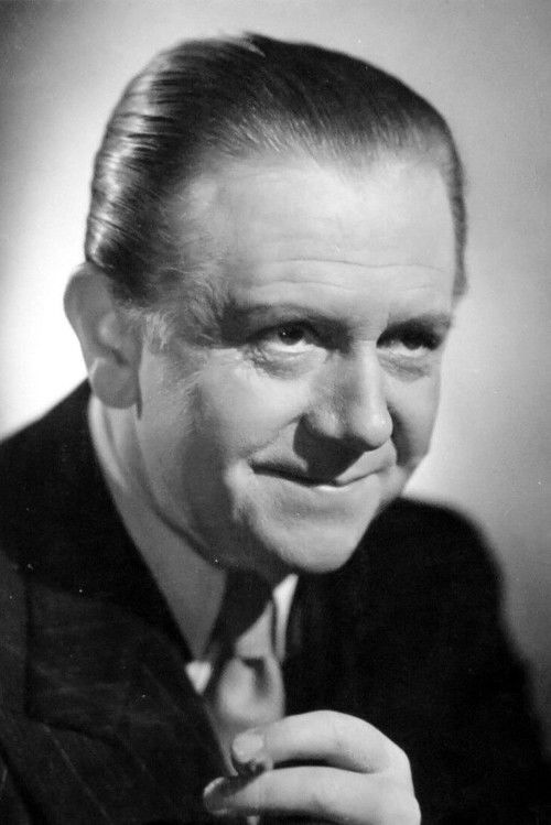 Hans Hermann Schaufuß as Dr. Mahnke