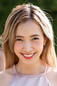 Thitirat Rojsangrat as Sister