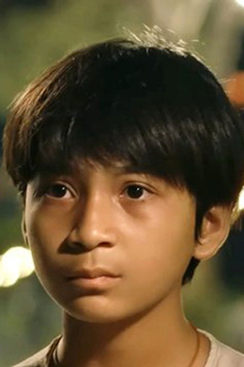 Konhin Rachan Madsee as Long