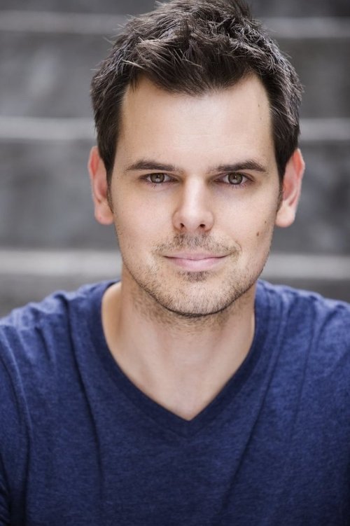 Michele-Antonio Mattiuzzi as Ricky Hazell