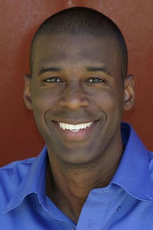 Robert Ray Manning Jr. as Passerby