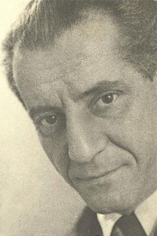 Antonis Yannidis as Pavlos - kapitan