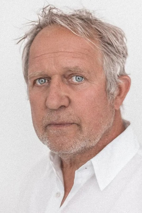 Harald Krassnitzer as Bob Straub