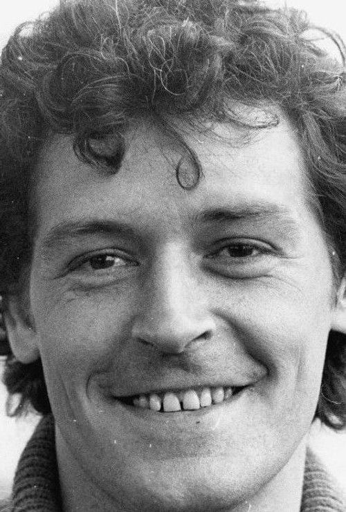 Bruno Pradal as Gérard Leguen