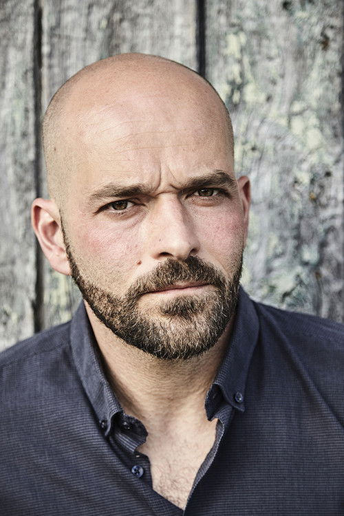 Cristiano Caldironi as Chirone