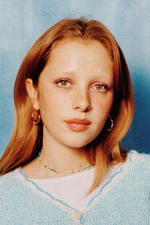 Héloïse Volle as Maya