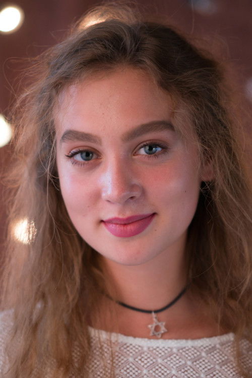 Aelita Nazarenko as Nastya