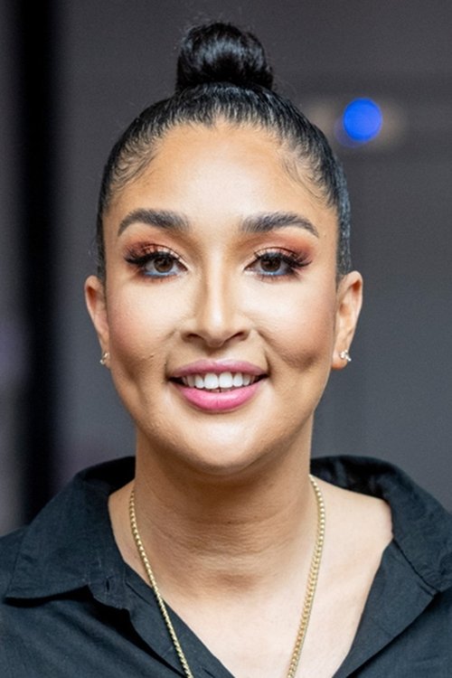 Soundos El Ahmadi as Self - Judge