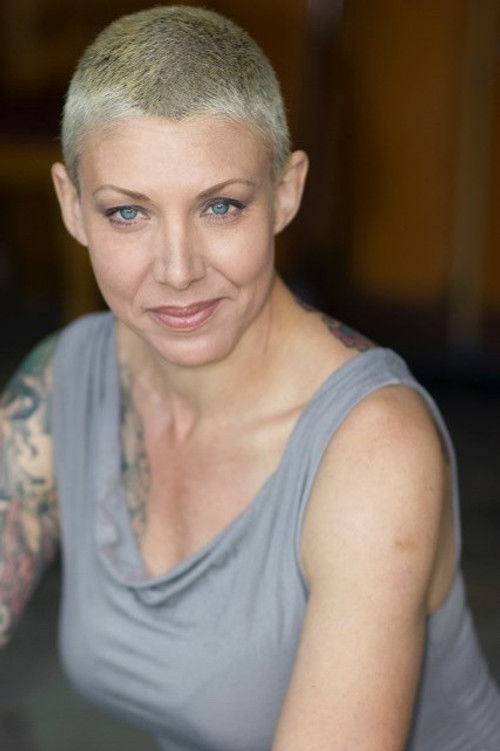 April Littlejohn as Thoran