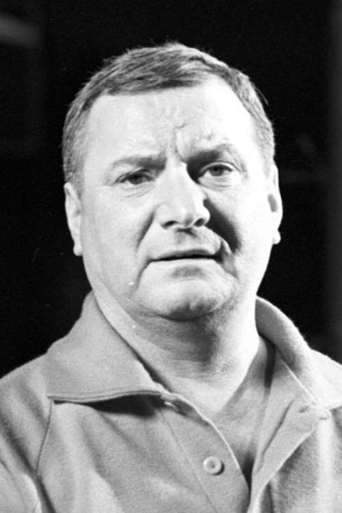 Tadeusz Kalinowski as Wójcik