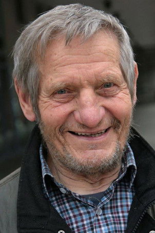 Werner Lustig as alter Schiffer