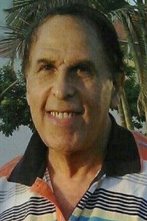 Barakat Zaki as عطية الوكيل المحامي