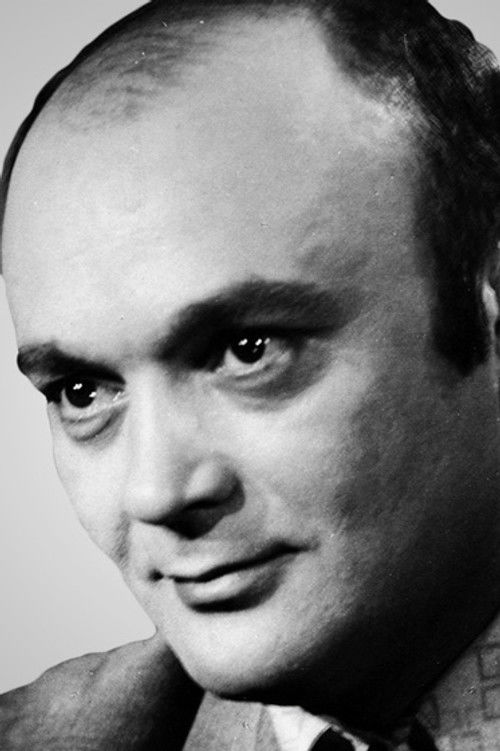 Hasanagha Turabov as Adil