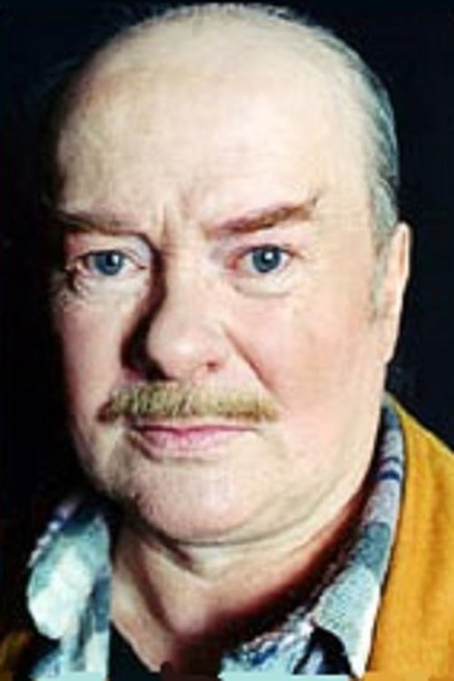 Mikhail Dorofeev as Юсси